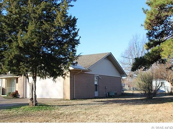 2nd image of 172 Granada Dr