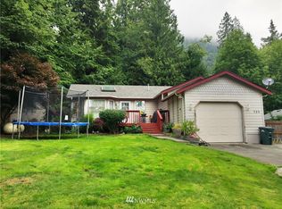 725 Fernhaven Rd, Sedro Woolley, WA 98284
