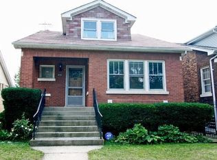 4164 W Nelson St #1, Chicago, IL 60641