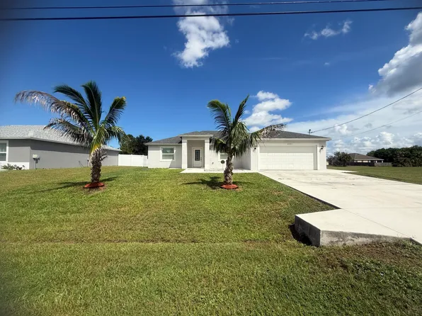 4001 SW McCrory St, Port Saint Lucie, FL 34953