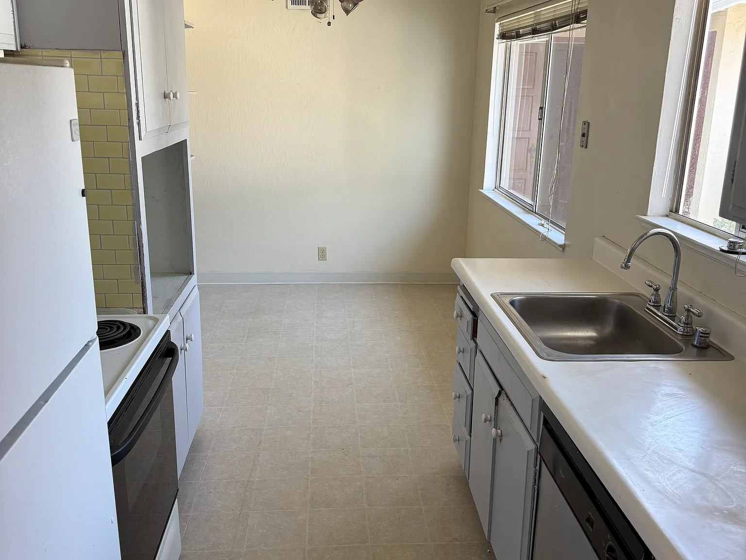 552 Harvard Ave — Photo 1
