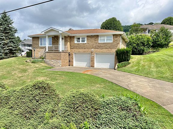 3rd image of 16 Clive Ave