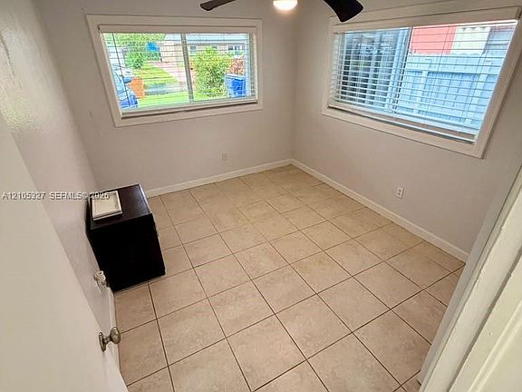 5th image of 7110 Hope St