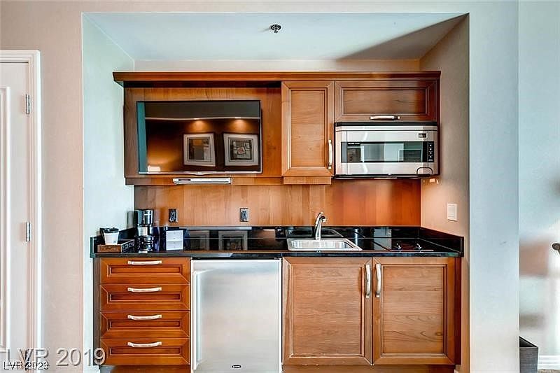 1st image of 145 E Harmon Ave Unit 211
