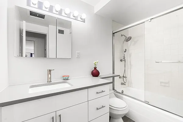 Sold by Compass | media 4