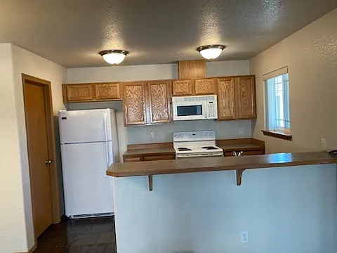 3 bed, 2.5 bath, $1,550 — Photo 4