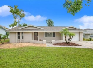 848 Riverside Dr, Tarpon Springs, FL 34689