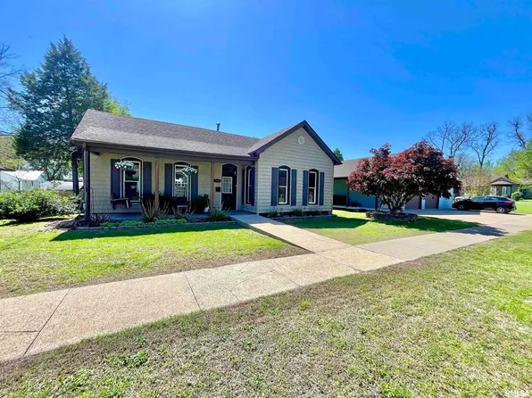 310 W 5th St, Metropolis, IL 62960