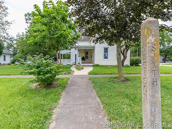 3rd image of 581 N Madison Ave