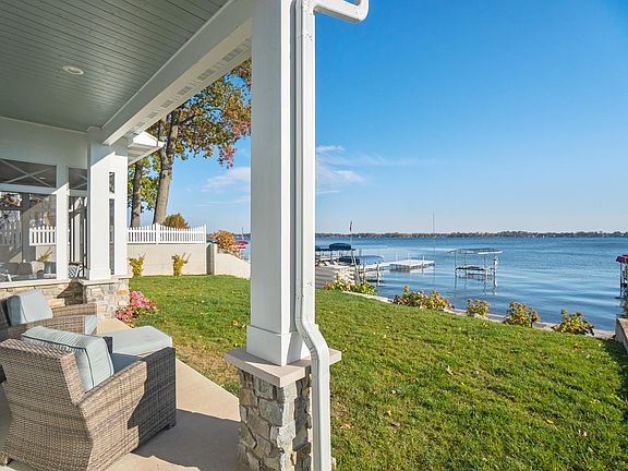2nd image of 11046 N Ideal Beach Dr