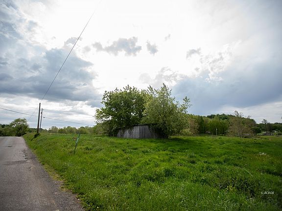 3rd image of 7457 Chase Rd