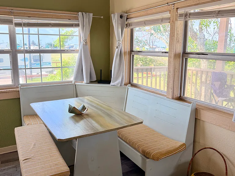 219 Flamingo St — Photo 13