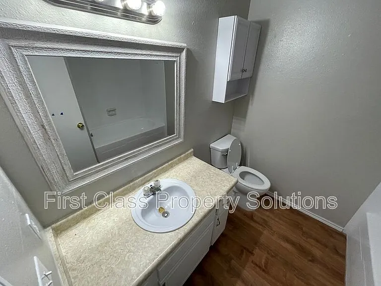 2612 N Ann Arbor Ave #246 — Photo 10