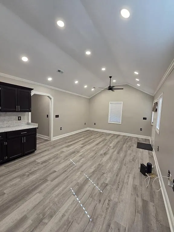 118 N Milton Rd — Photo 2