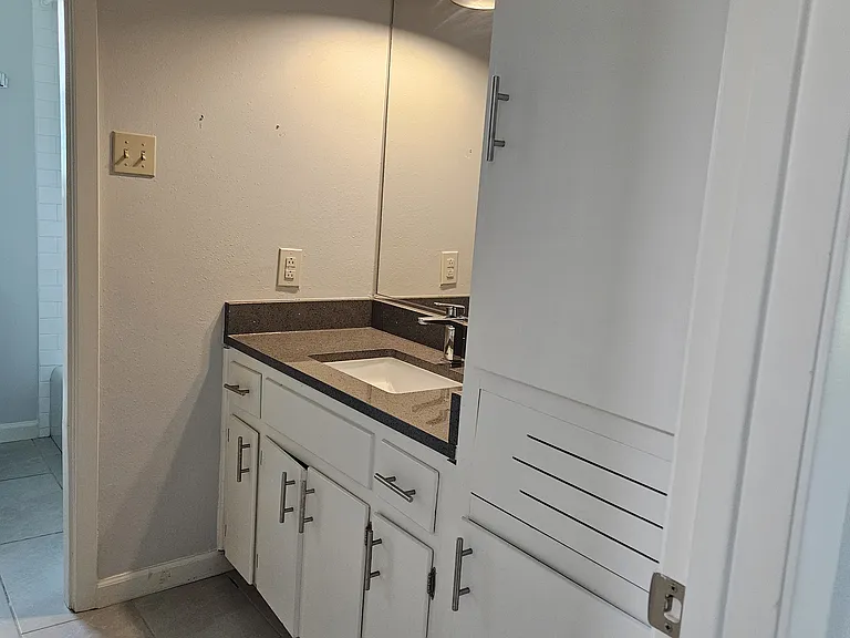 3403 Graybuck Rd — Photo 7