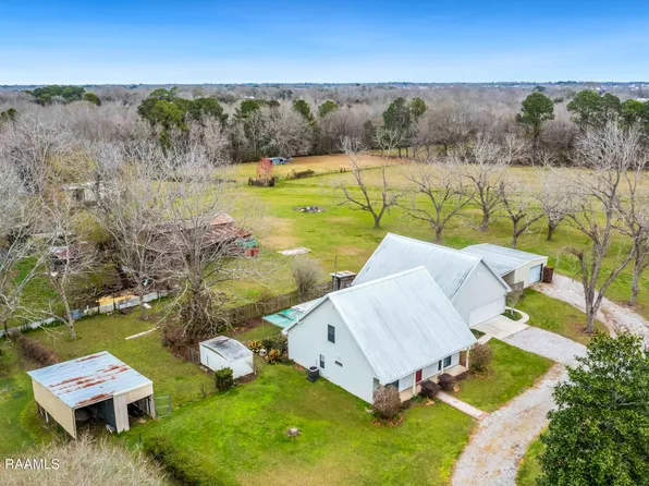 1316 Savoy Rd, Youngsville, LA 70592