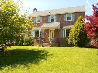 430 Colonial Park Dr, Springfield, PA 19064