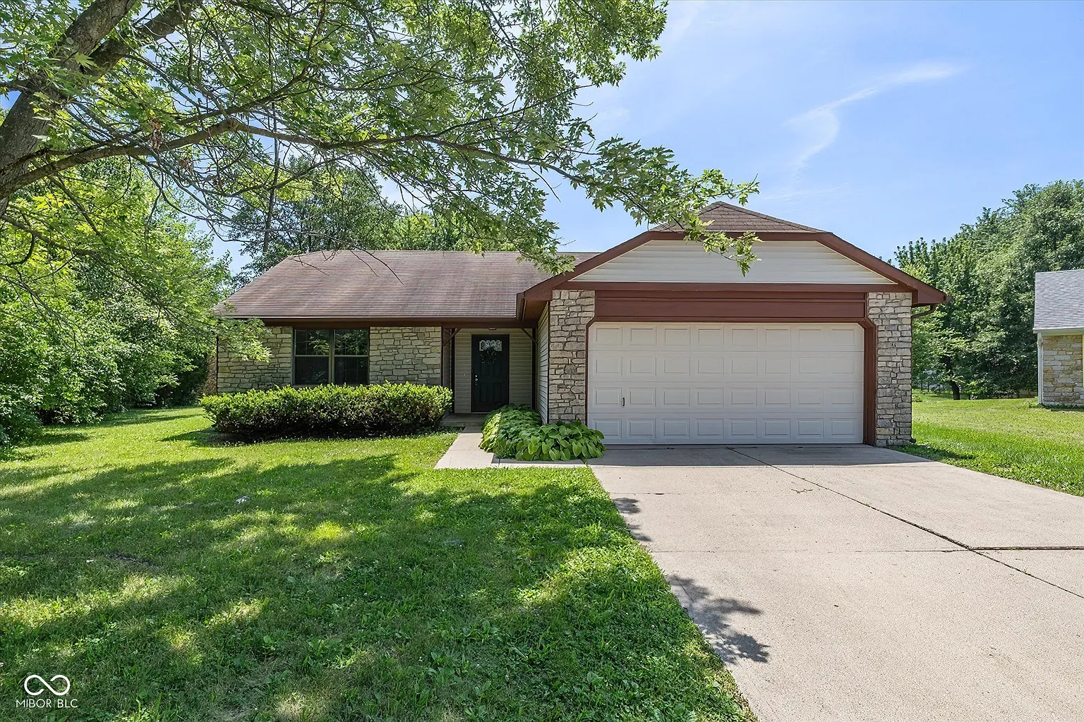 7313 Shanna Cir photo 1