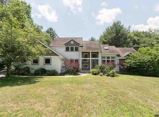 17 Autumn Ln, West Sand Lake, NY 12196