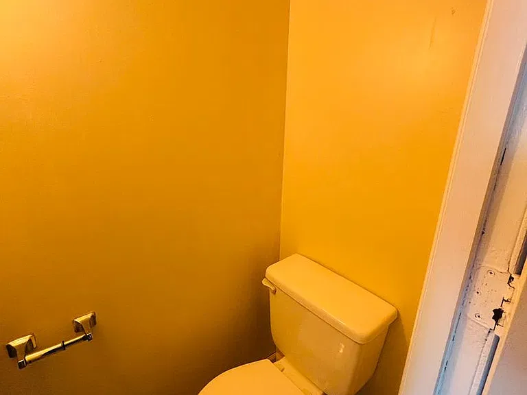 100 Yorkshire Ct — Photo 21