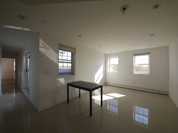 5th image of 71-59 160th St #5B