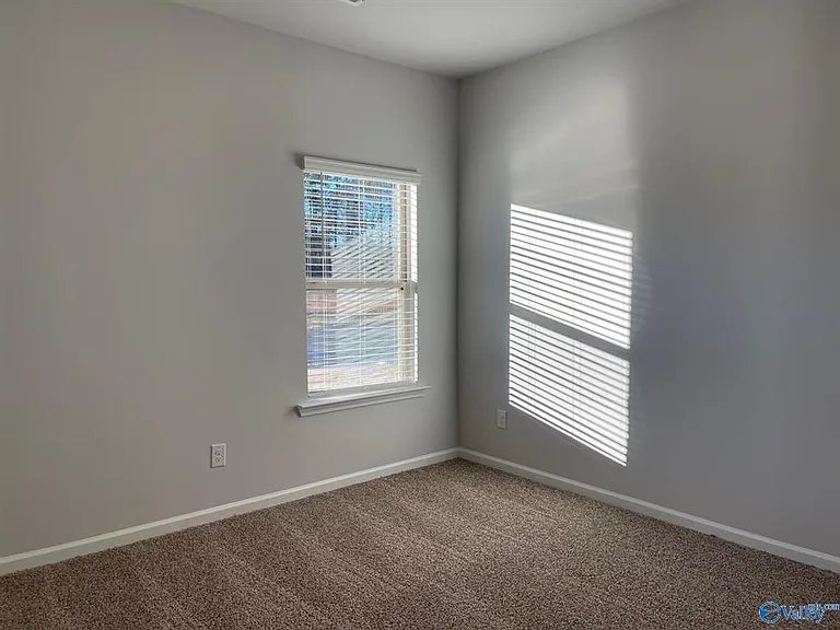 22067 Chancery Ln — Photo 12