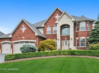 598 Colchester Dr, Oswego, IL 60543