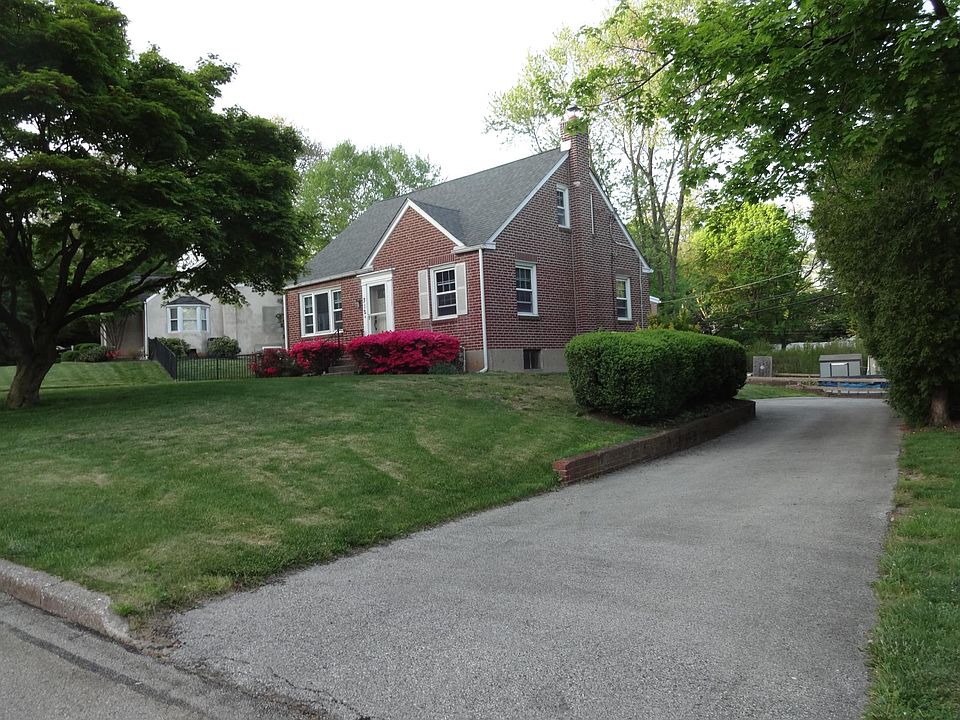 2nd image of 312 McMull Dr