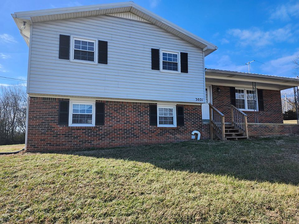 1st image of 3021 Thompson Ln