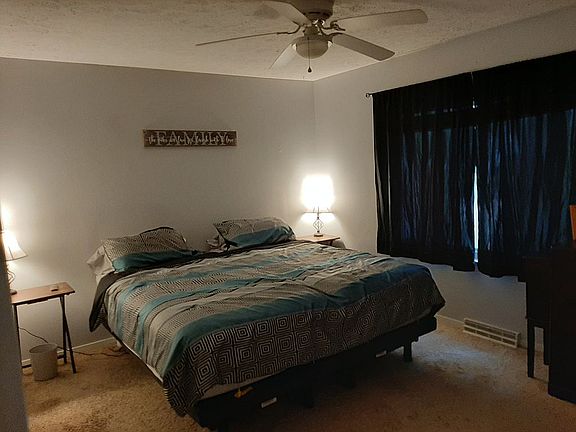 2nd image of 967 Terrace Dr