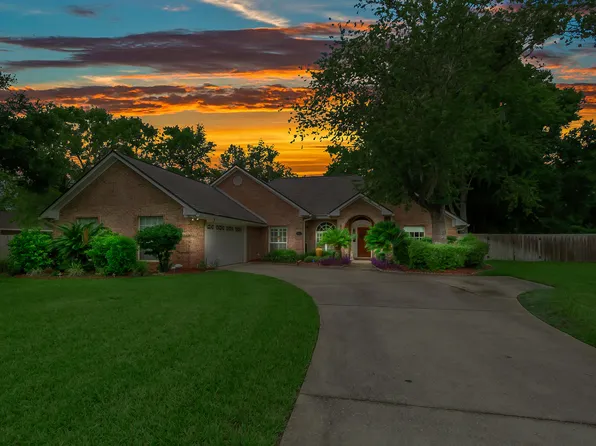 1104 Creekwood Way N, Saint Johns, FL 32259