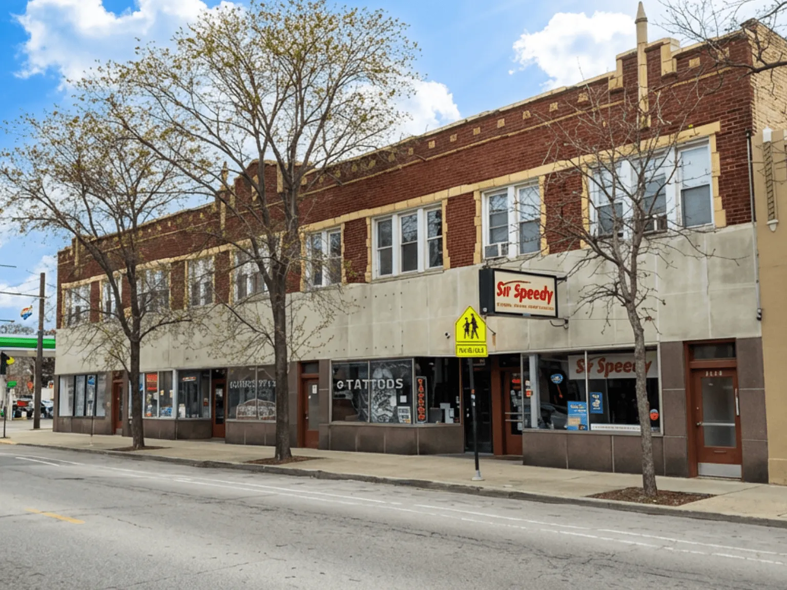 4209-4217 N. Milwaukee Ave — Photo 1