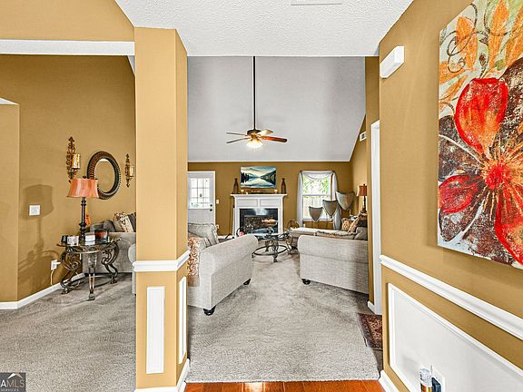 4th image of 516 Gonzaga Cir