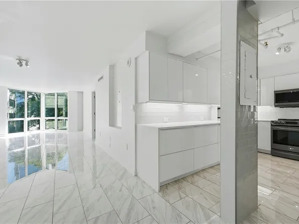 2870 Pharr Court South NW #Nw-305-305, Atlanta, GA 30305