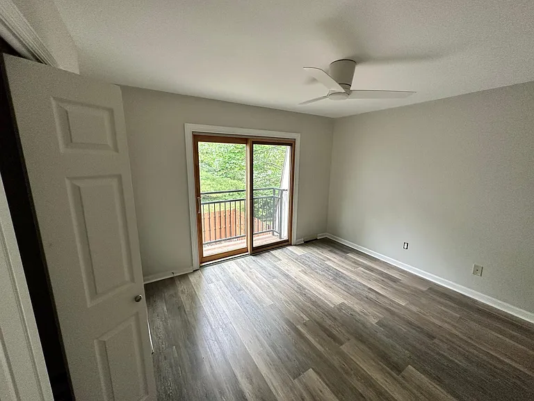 813 Turkey Foot Ct #2 — Photo 19