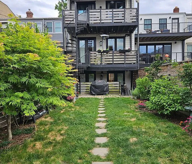 1331 Taylor St NW #1 — Photo 35