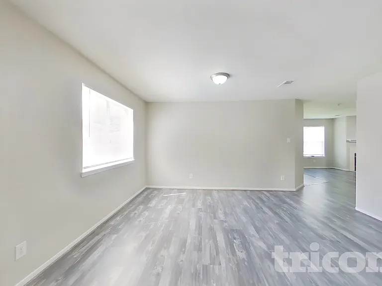 7310 Gettysburg Dr — Photo 3
