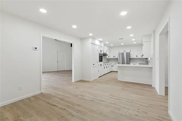 24426 Azalea St — Photo 7
