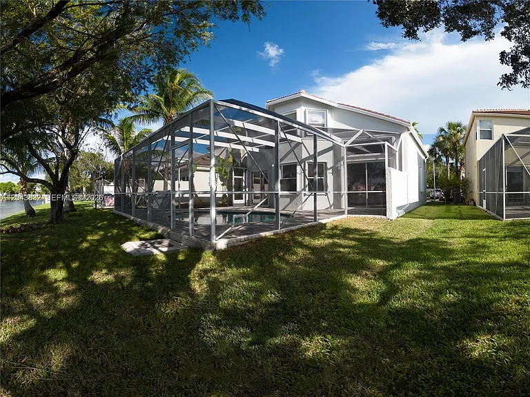 15341 NW 4th St — Photo 11