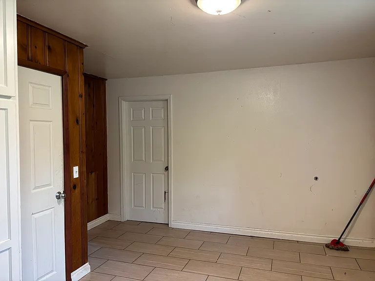 1230 Caddell Ln — Photo 6