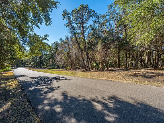 2nd image of 4066 Gnarled Oaks Ln