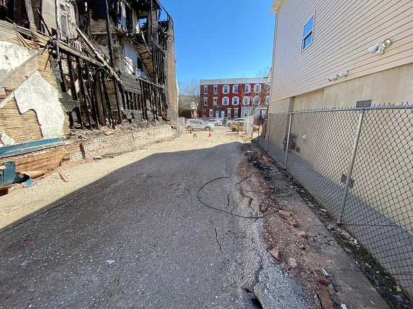 146 Pennsylvania Ave, Newark, NJ 07114