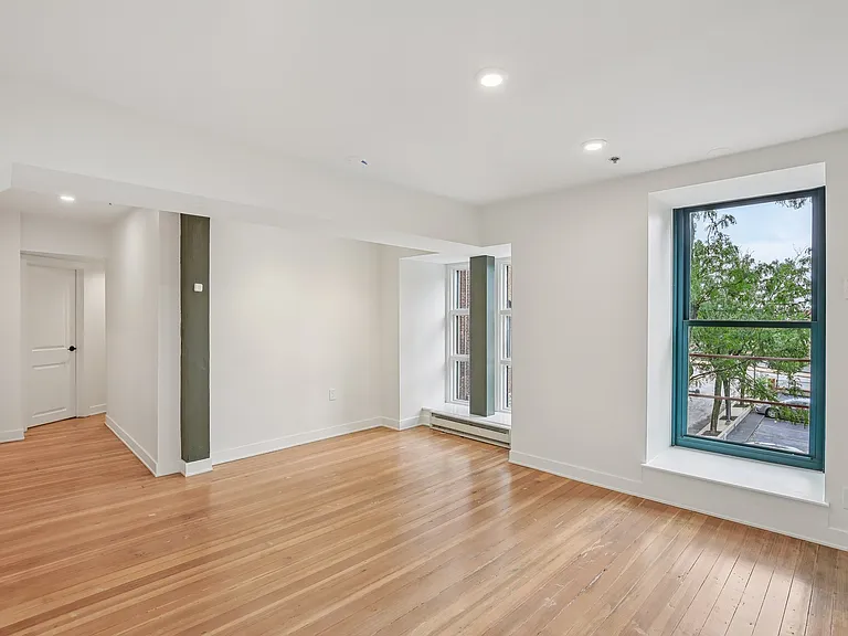 The Marshall Lofts — Photo 21