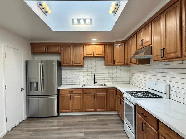 5622 Carlos Ave APT A, Richmond, CA 94804