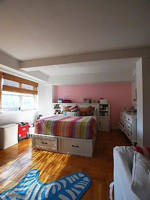 Rented by Sotheby's International Realty | media 9