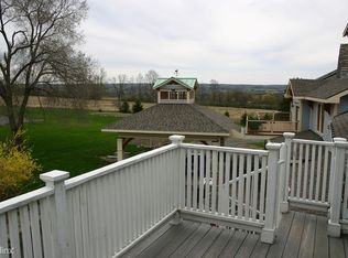 680 Ridge Rd, Lansing, NY 14882