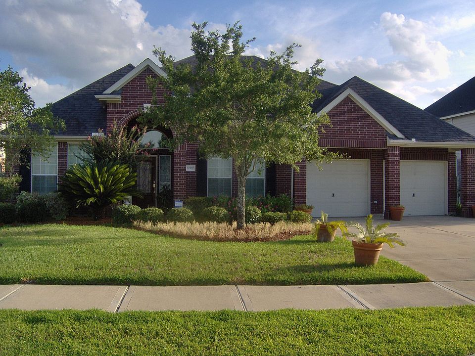 1st image of 22707 Sierra Lake Ct