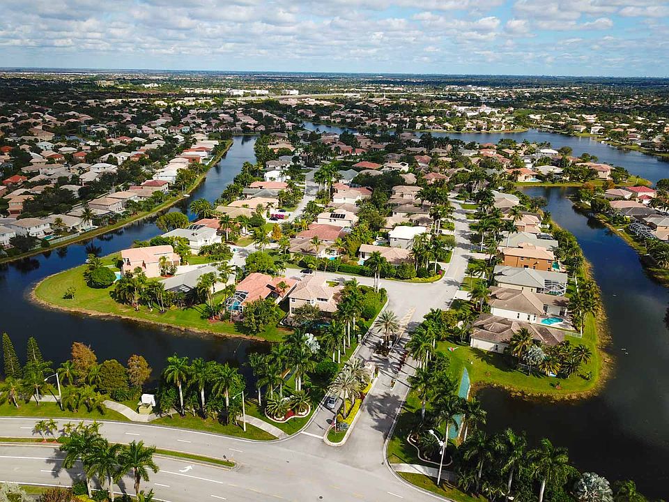 Gated island community