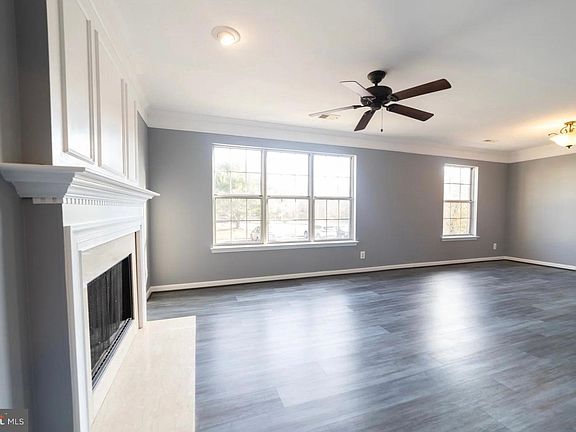 2nd image of 8068 Stonewall Brigade Ct APT 201