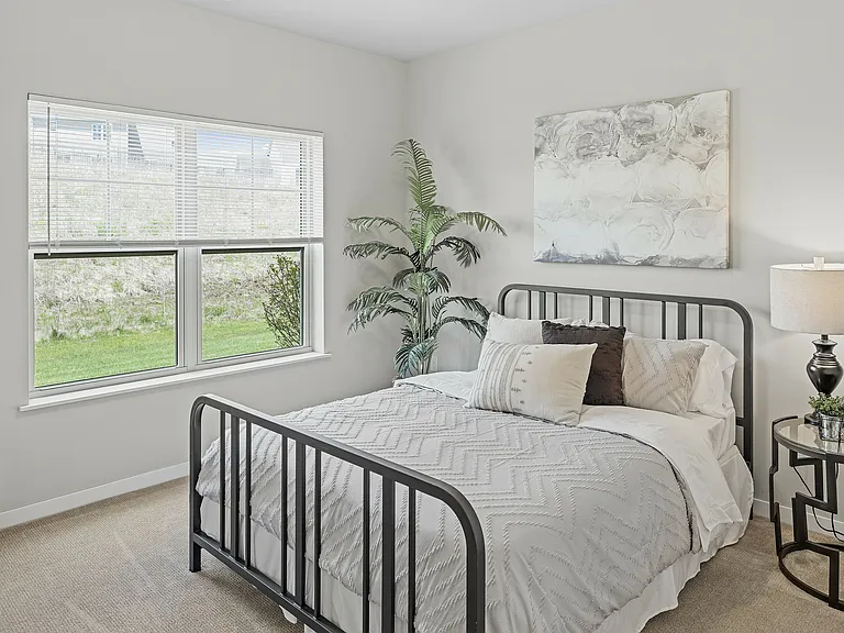 High Bluff Townhomes Bedroom